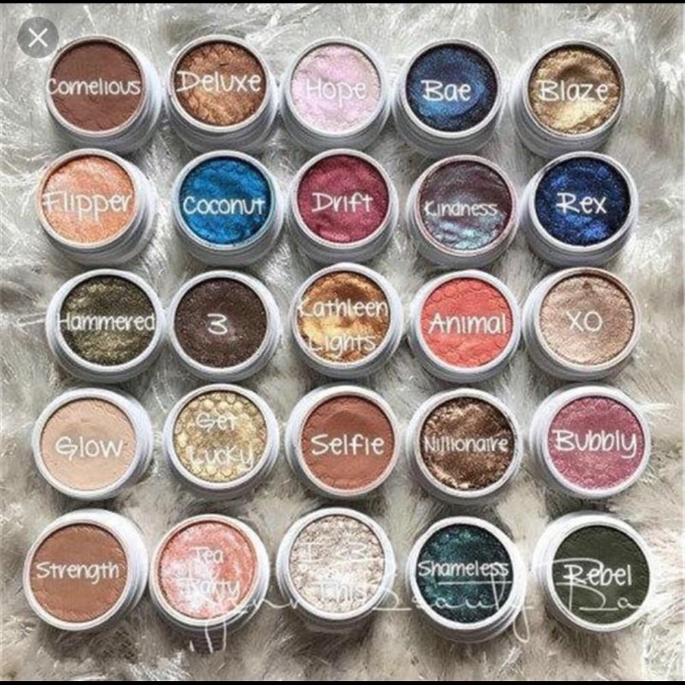 ISO colourpop DC shadows!